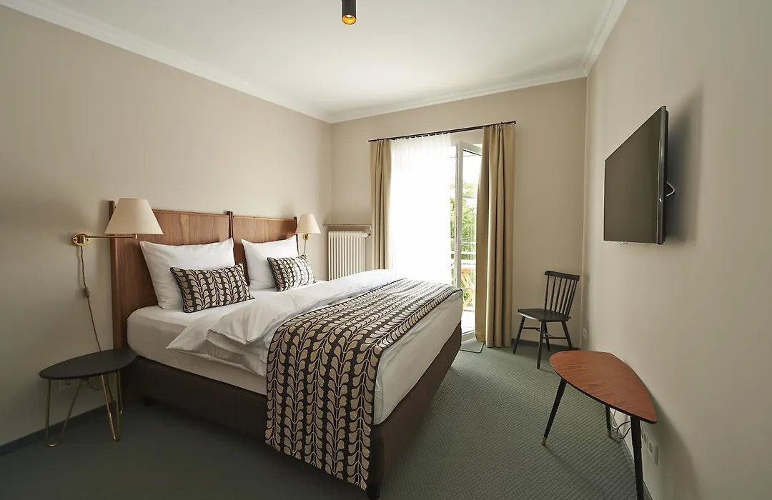 Prinz Myshkin Parkhotel-1